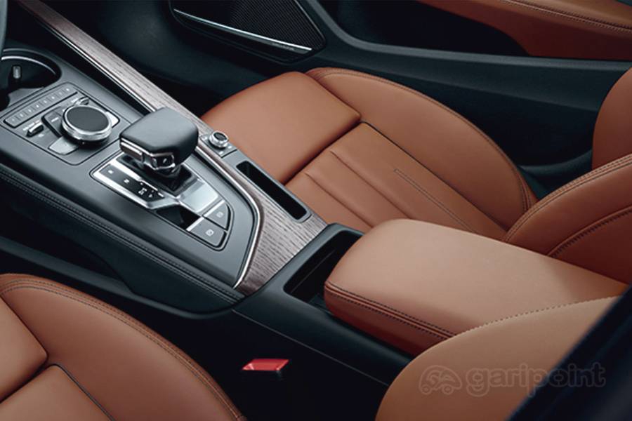 Audi A4 Image Gallery