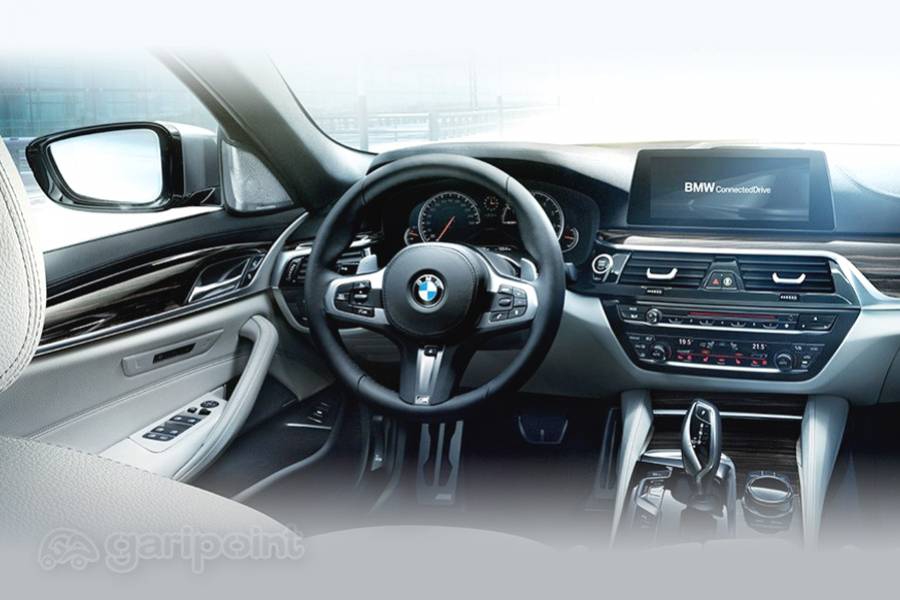 BMW 5 Series Image Gallery