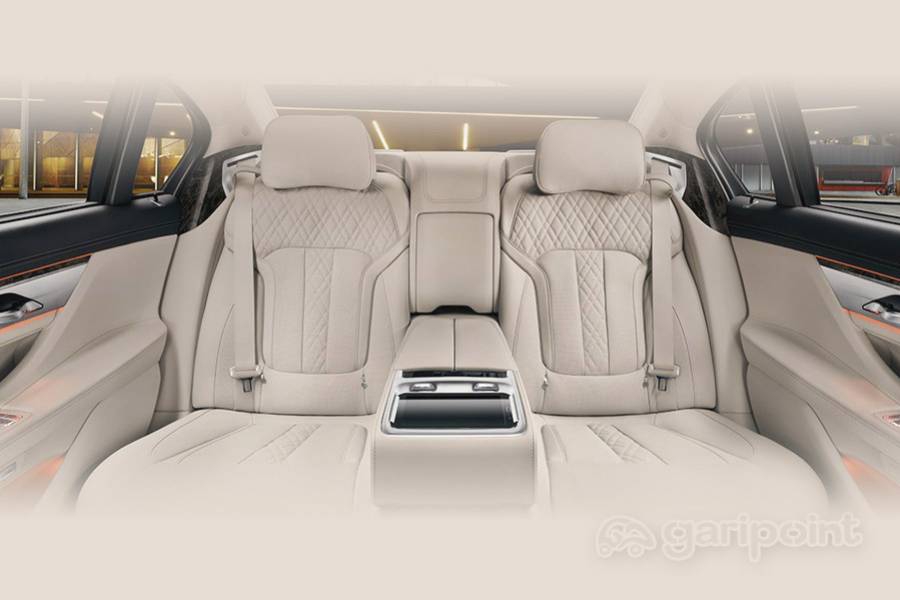 BMW 7 Series Image Gallery