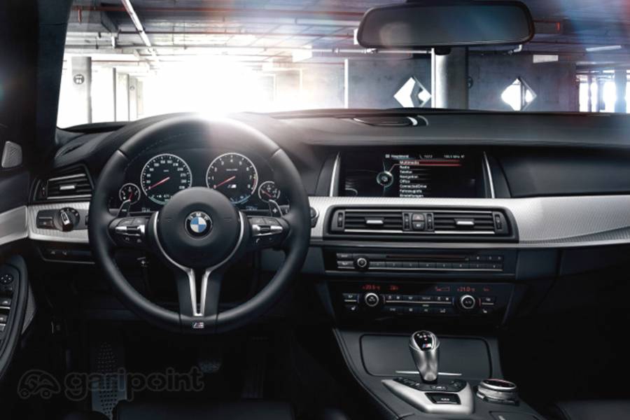 BMW M5 Image Gallery