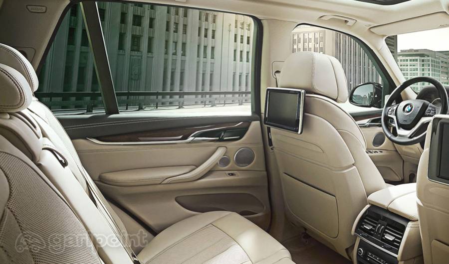 BMW X5 Image Gallery