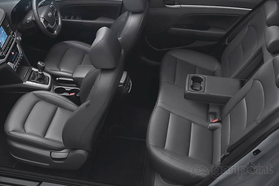 Hyundai Elantra Image Gallery