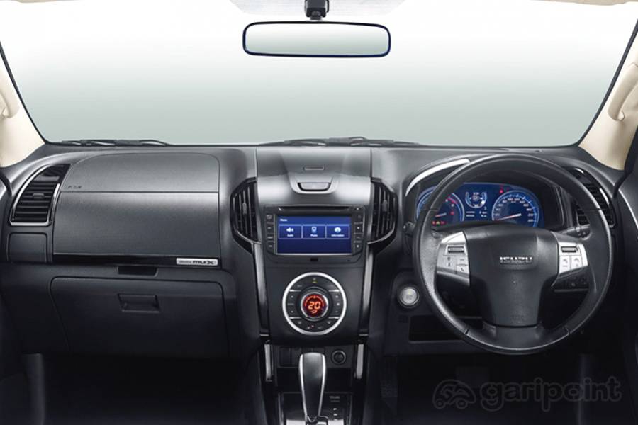 Isuzu MU-X Image Gallery