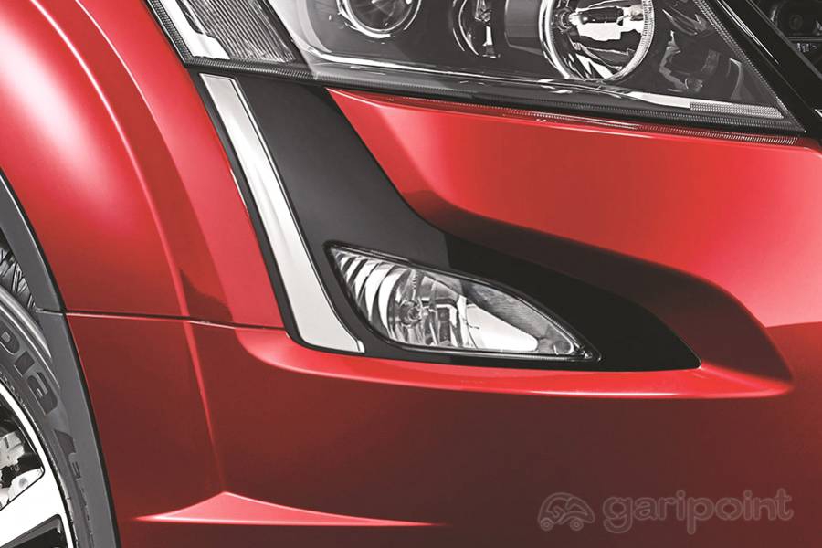 Mahindra XUV 500 Image Gallery