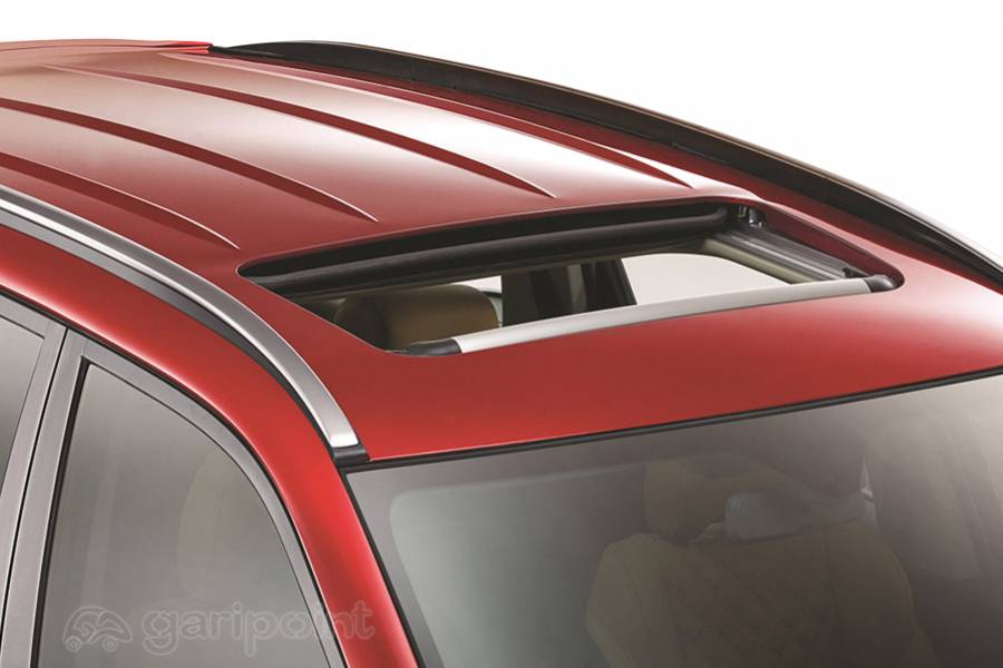 Mahindra XUV 500 Image Gallery