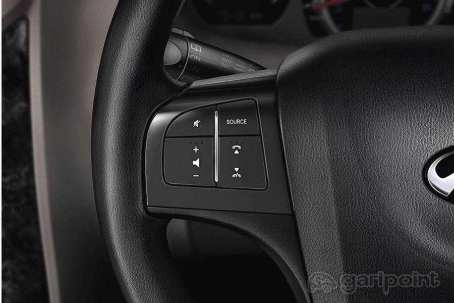 Mahindra Xylo Image Gallery