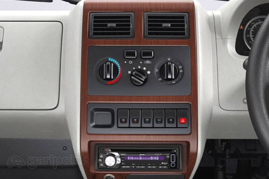 TATA Sumo Gold Image Gallery