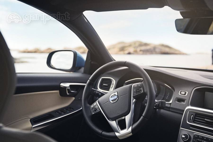 Volvo S60 Image Gallery