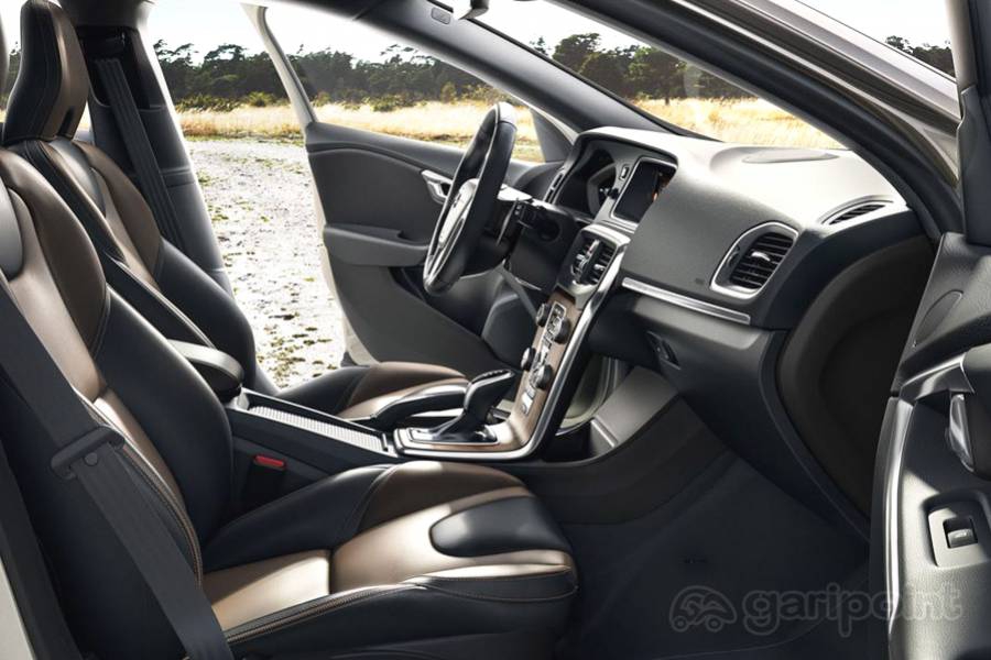 Volvo V40 Image Gallery